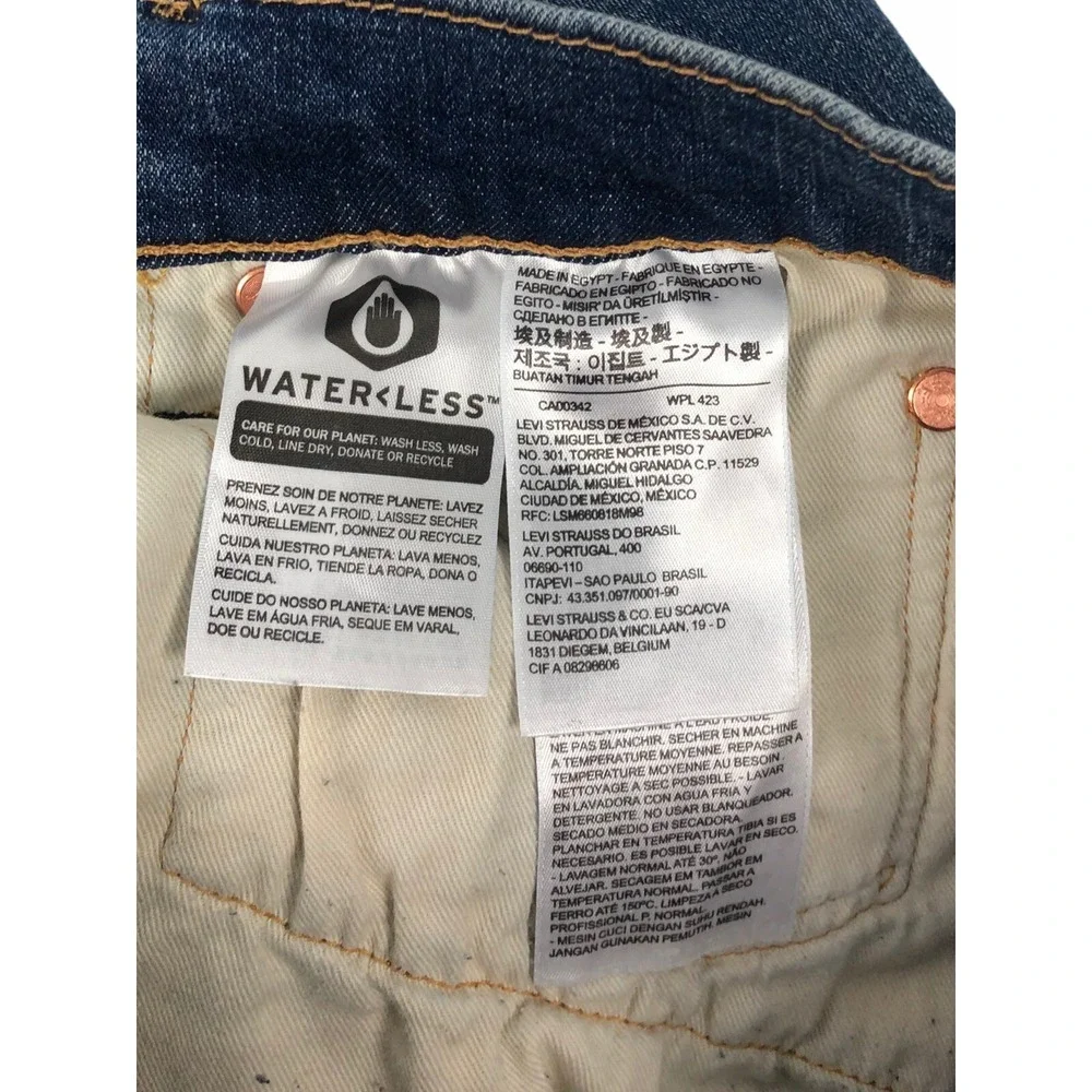 Levis *up sale
